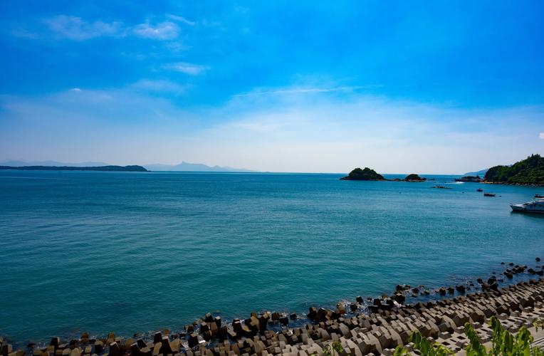 去海旅游景点(海景旅游胜地)